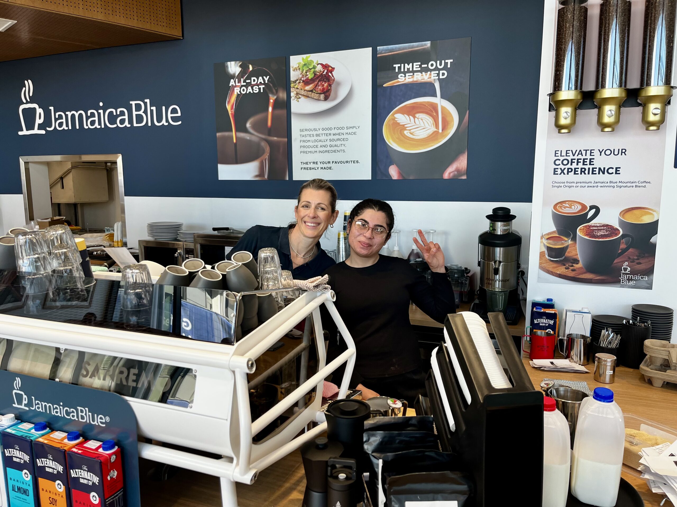 A Healthy Dose of Coffee: Jamaica Blue Brews Up Café #110